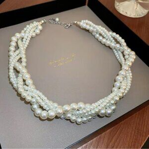 White Multi Twisted Faux Pearl Necklace NEW Vintage style Elegant Winter Fashion